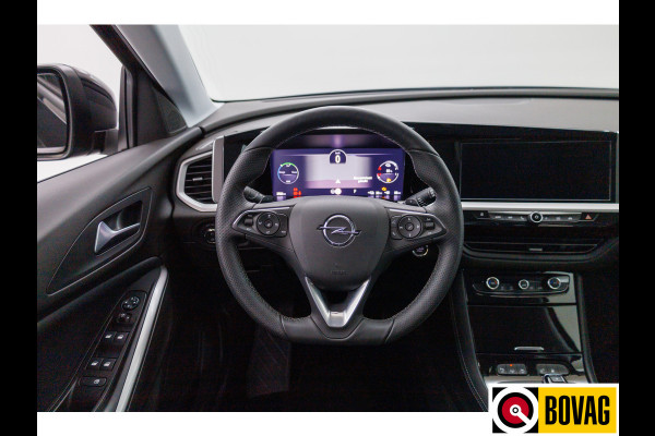 Opel Grandland 1.6 Turbo Plug-In Hybrid 4x4 GSe Adaptive cruise | Stoel- stuur- voorruitverwarming Navigatie, 360 camera, AGR stoelen, Elektrische achterklep, Keyless Opel Grandland 1.6 Turbo Plug-In Hybrid 4x4 GSe Adaptive cruise | Stoel- stuur- voorruitverwarming Navigatie, 360 camera, AGR stoelen, Elektrische achterklep, Keyless