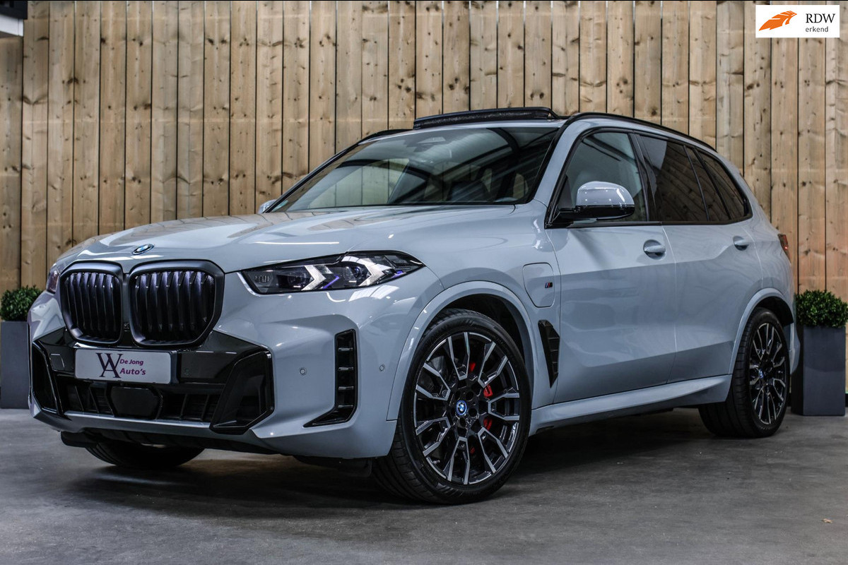 BMW X5 XDrive50e M-Sport Pro *Pano*M-Stoelen*H/K*360 Camera* BMW X5 XDrive50e M-Sport Pro *Pano*M-Stoelen*H/K*360 Camera*
