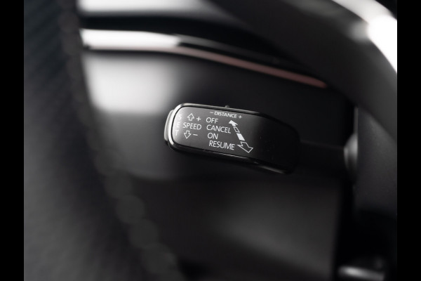 Škoda Karoq 1.5 TSI ACT Sportline Business | Panodak | Trekhaak wegkl. | 360 Camera | 19'' | Elk. A-klep | Prijs Rijklaar!! Škoda Karoq 1.5 TSI ACT Sportline Business | Panodak | Trekhaak wegkl. | 360 Camera | 19'' | Elk. A-klep | Prijs Rijklaar!!