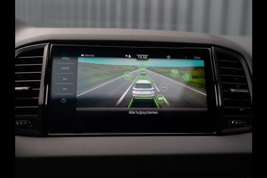 Škoda Karoq 1.5 TSI ACT Sportline Business | Panodak | Trekhaak wegkl. | 360 Camera | 19'' | Elk. A-klep | Prijs Rijklaar!! Škoda Karoq 1.5 TSI ACT Sportline Business | Panodak | Trekhaak wegkl. | 360 Camera | 19'' | Elk. A-klep | Prijs Rijklaar!!