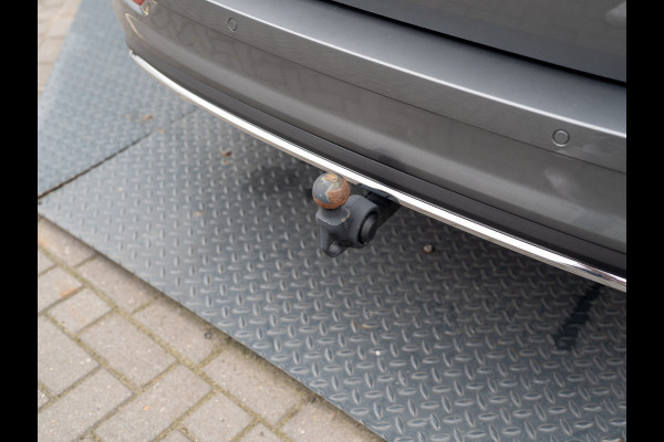 Škoda Karoq 1.5 TSI ACT Sportline Business | Panodak | Trekhaak wegkl. | 360 Camera | 19'' | Elk. A-klep | Prijs Rijklaar!! Škoda Karoq 1.5 TSI ACT Sportline Business | Panodak | Trekhaak wegkl. | 360 Camera | 19'' | Elk. A-klep | Prijs Rijklaar!!