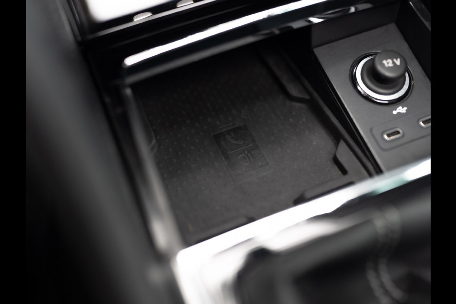 Škoda Karoq 1.5 TSI ACT Sportline Business | Panodak | Trekhaak wegkl. | 360 Camera | 19'' | Elk. A-klep | Prijs Rijklaar!! Škoda Karoq 1.5 TSI ACT Sportline Business | Panodak | Trekhaak wegkl. | 360 Camera | 19'' | Elk. A-klep | Prijs Rijklaar!!