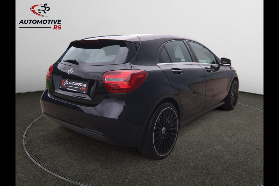 Mercedes-Benz A-Klasse 180 Business Solution AMG Aut.|19 Inch Camera Cruise Control led koplampen Navigatie Carplay & Android Auto
