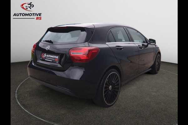 Mercedes-Benz A-Klasse 180 Business Solution AMG Aut.|19 Inch Camera Cruise Control led koplampen Navigatie Carplay & Android Auto