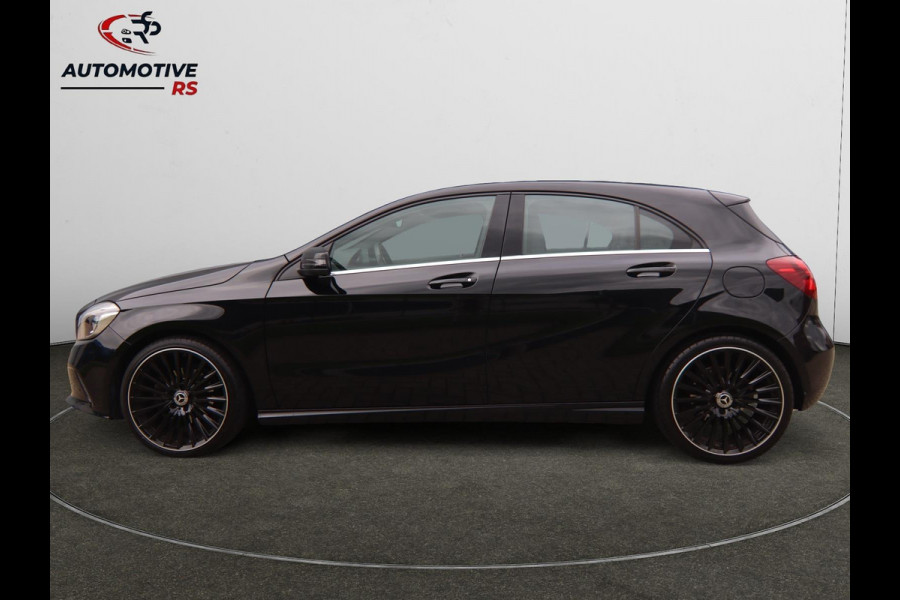 Mercedes-Benz A-Klasse 180 Business Solution AMG Aut.|19 Inch Camera Cruise Control led koplampen Navigatie Carplay & Android Auto