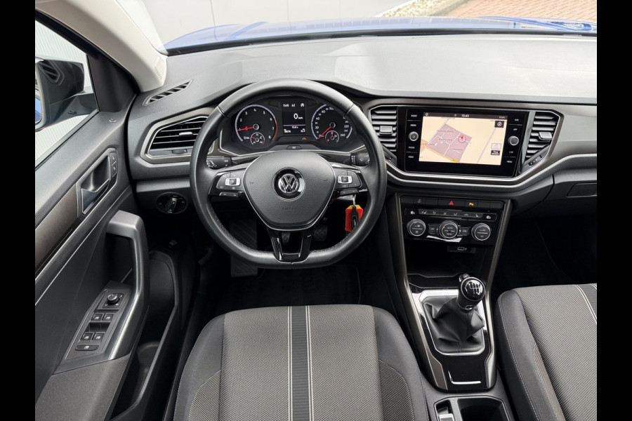 Volkswagen T-Roc 1.0 TSI 116pk Style | ACC | Full Led | Trekhaak