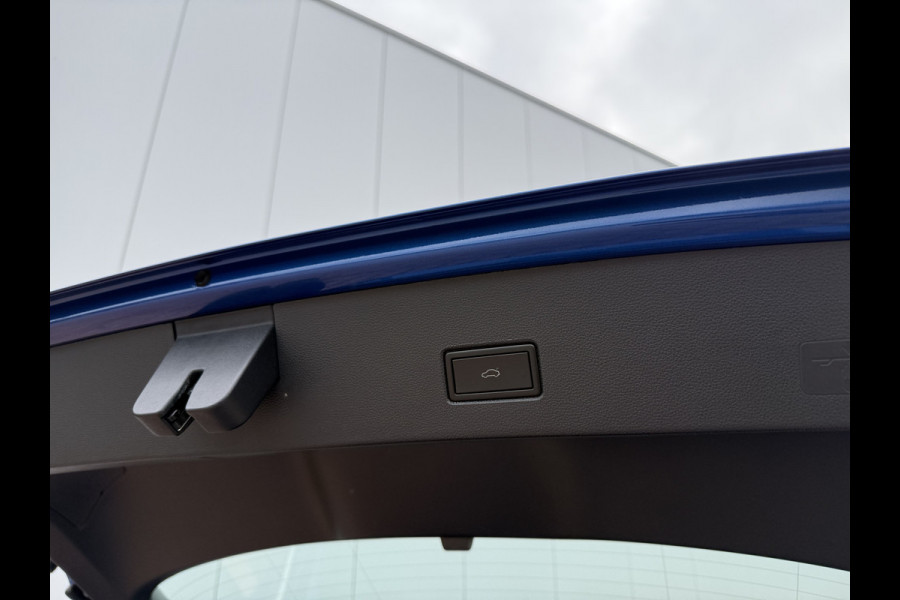 Volkswagen T-Roc 1.0 TSI 116pk Style | ACC | Full Led | Trekhaak