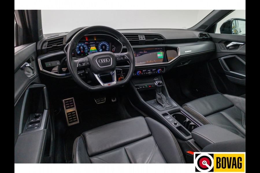 Audi Q3 Sportback 45 TFSI e S Edition 245 PK | 2x Sline | Panoramadak | Trekhaak elec. | Sonos audio | Navigatie, Cruise, PDC V+ A, App. connect.