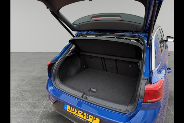 Volkswagen T-Roc 1.0 TSI 116pk Style | ACC | Full Led | Trekhaak