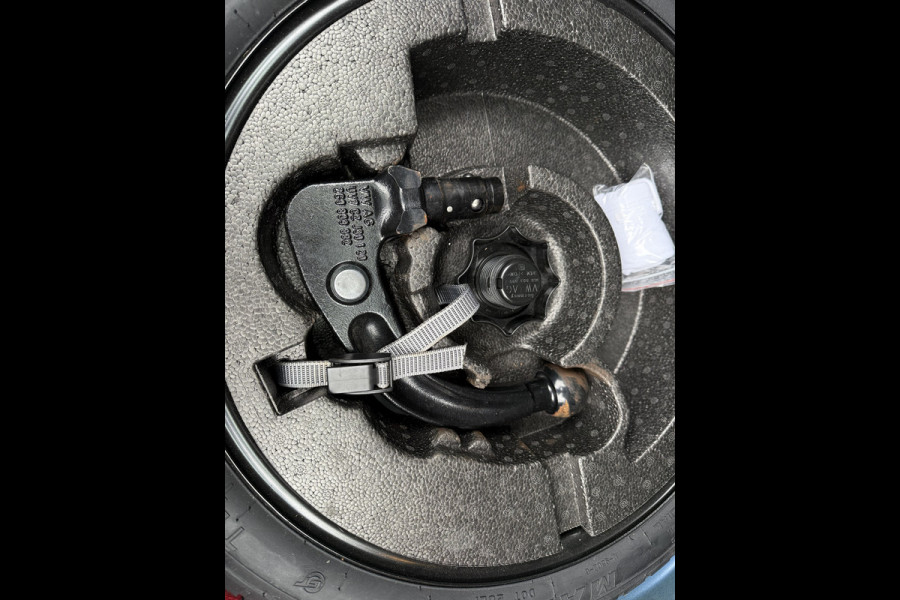 Volkswagen T-Roc 1.0 TSI 116pk Style | ACC | Full Led | Trekhaak