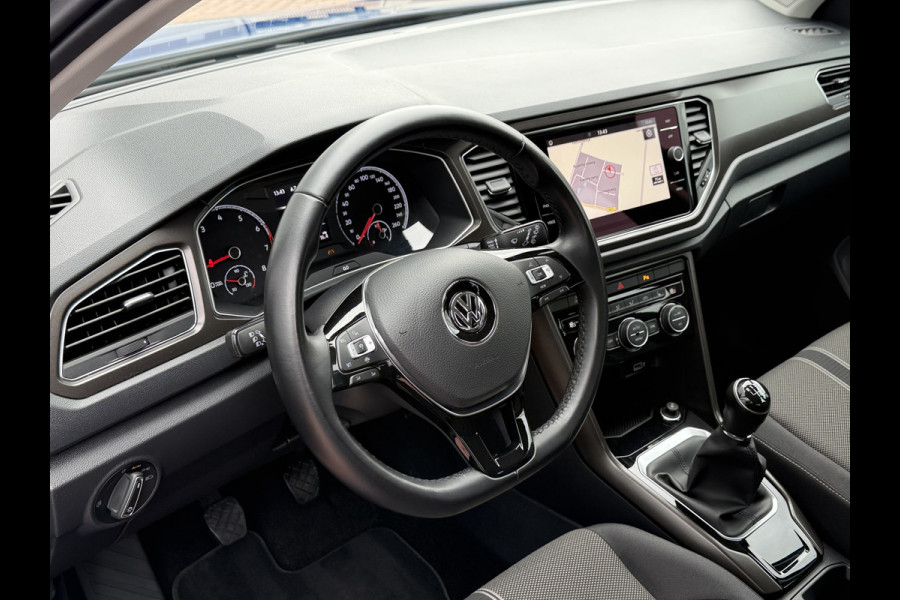 Volkswagen T-Roc 1.0 TSI 116pk Style | ACC | Full Led | Trekhaak