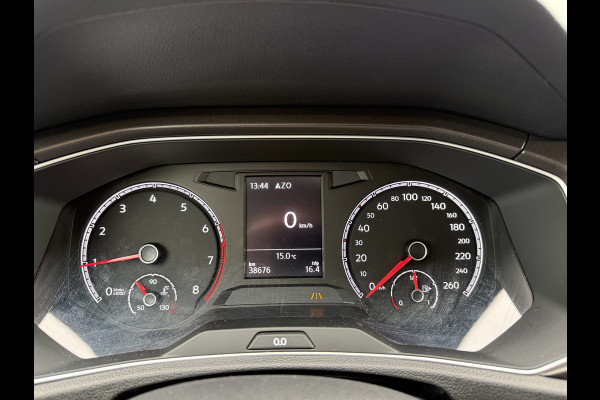 Volkswagen T-Roc 1.0 TSI 116pk Style | ACC | Full Led | Trekhaak