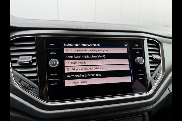 Volkswagen T-Roc 1.0 TSI 116pk Style | ACC | Full Led | Trekhaak