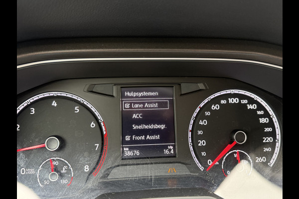 Volkswagen T-Roc 1.0 TSI 116pk Style | ACC | Full Led | Trekhaak