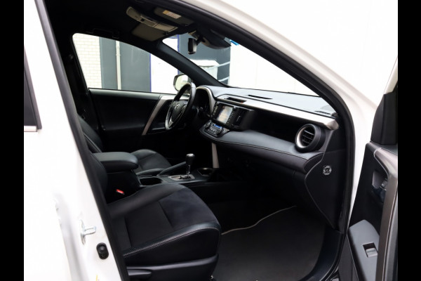 Toyota RAV4 2.5 Hybrid AWD Style | Leder/Alcantara | El. Achterklep Toyota RAV4 2.5 Hybrid AWD Style | Leder/Alcantara | El. Achterklep