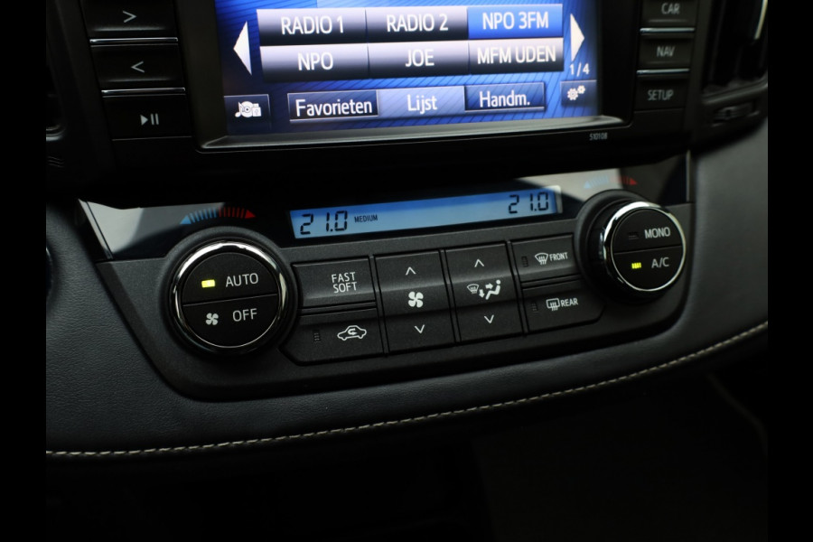 Toyota RAV4 2.5 Hybrid AWD Style | Leder/Alcantara | El. Achterklep Toyota RAV4 2.5 Hybrid AWD Style | Leder/Alcantara | El. Achterklep