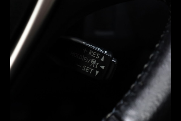 Toyota RAV4 2.5 Hybrid AWD Style | Leder/Alcantara | El. Achterklep Toyota RAV4 2.5 Hybrid AWD Style | Leder/Alcantara | El. Achterklep