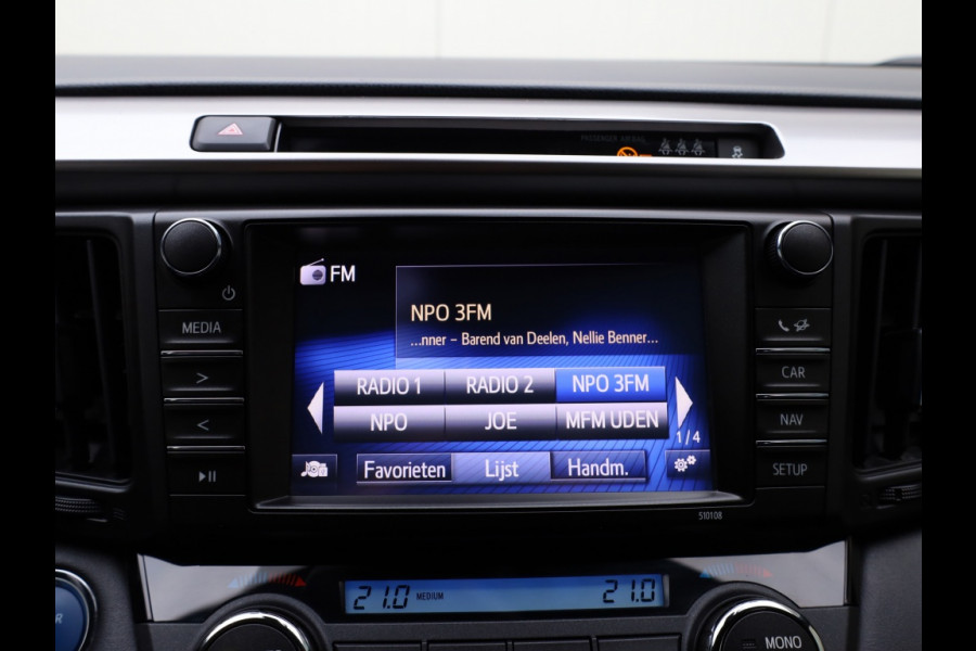 Toyota RAV4 2.5 Hybrid AWD Style | Leder/Alcantara | El. Achterklep Toyota RAV4 2.5 Hybrid AWD Style | Leder/Alcantara | El. Achterklep