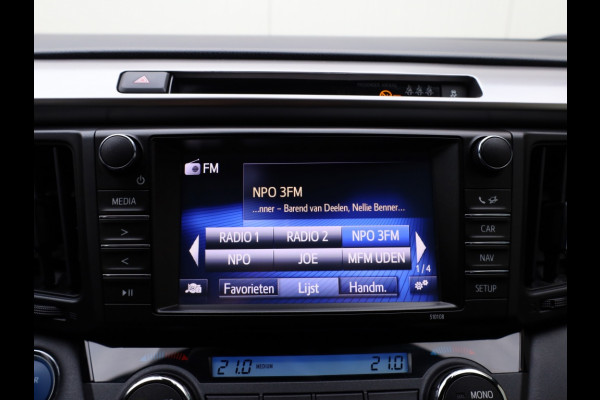 Toyota RAV4 2.5 Hybrid AWD Style | Leder/Alcantara | El. Achterklep Toyota RAV4 2.5 Hybrid AWD Style | Leder/Alcantara | El. Achterklep