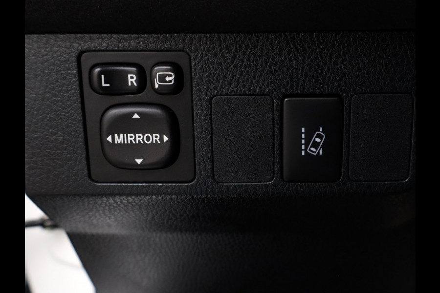 Toyota RAV4 2.5 Hybrid AWD Style | Leder/Alcantara | El. Achterklep Toyota RAV4 2.5 Hybrid AWD Style | Leder/Alcantara | El. Achterklep