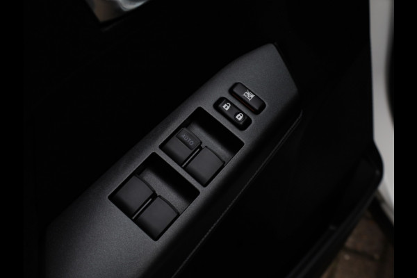 Toyota RAV4 2.5 Hybrid AWD Style | Leder/Alcantara | El. Achterklep Toyota RAV4 2.5 Hybrid AWD Style | Leder/Alcantara | El. Achterklep