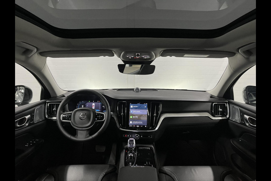 Volvo S60 2.0 Recharge T8 AWD Ultimate Dark *455 PK* | Massage | Open dak | Bowers & Wilkins | Adapt. Cruise | Stoelventilatie/Stoelverwarming | Volvo S60 2.0 Recharge T8 AWD Ultimate Dark *455 PK* | Massage | Open dak | Bowers & Wilkins | Adapt. Cruise | Stoelventilatie/Stoelverwarming |