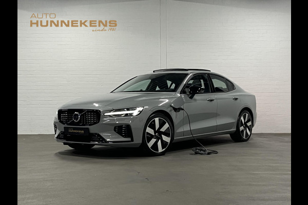 Volvo S60 2.0 Recharge T8 AWD Ultimate Dark *455 PK* | Massage | Open dak | Bowers & Wilkins | Adapt. Cruise | Stoelventilatie/Stoelverwarming | Volvo S60 2.0 Recharge T8 AWD Ultimate Dark *455 PK* | Massage | Open dak | Bowers & Wilkins | Adapt. Cruise | Stoelventilatie/Stoelverwarming |