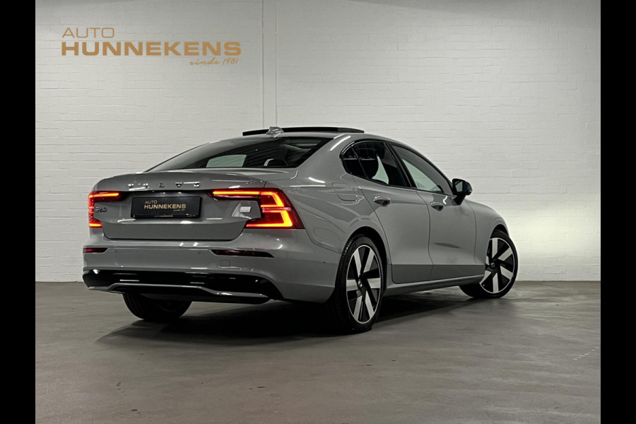 Volvo S60 2.0 Recharge T8 AWD Ultimate Dark *455 PK* | Massage | Open dak | Bowers & Wilkins | Adapt. Cruise | Stoelventilatie/Stoelverwarming | Volvo S60 2.0 Recharge T8 AWD Ultimate Dark *455 PK* | Massage | Open dak | Bowers & Wilkins | Adapt. Cruise | Stoelventilatie/Stoelverwarming |