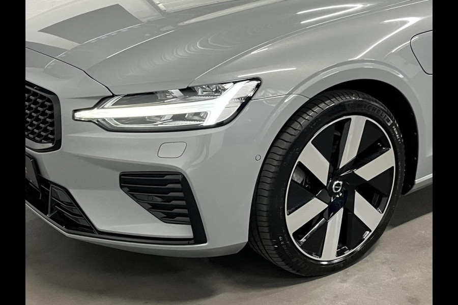 Volvo S60 2.0 Recharge T8 AWD Ultimate Dark *455 PK* | Massage | Open dak | Bowers & Wilkins | Adapt. Cruise | Stoelventilatie/Stoelverwarming | Volvo S60 2.0 Recharge T8 AWD Ultimate Dark *455 PK* | Massage | Open dak | Bowers & Wilkins | Adapt. Cruise | Stoelventilatie/Stoelverwarming |