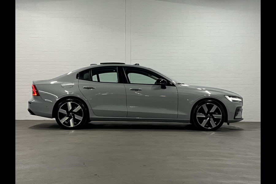 Volvo S60 2.0 Recharge T8 AWD Ultimate Dark *455 PK* | Massage | Open dak | Bowers & Wilkins | Adapt. Cruise | Stoelventilatie/Stoelverwarming | Volvo S60 2.0 Recharge T8 AWD Ultimate Dark *455 PK* | Massage | Open dak | Bowers & Wilkins | Adapt. Cruise | Stoelventilatie/Stoelverwarming |