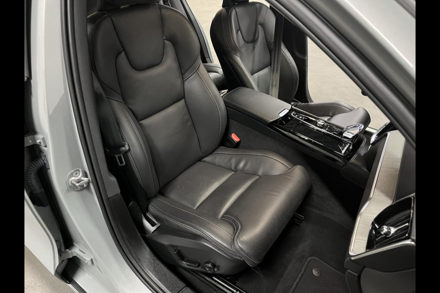 Volvo S60 2.0 Recharge T8 AWD Ultimate Dark *455 PK* | Massage | Open dak | Bowers & Wilkins | Adapt. Cruise | Stoelventilatie/Stoelverwarming | Volvo S60 2.0 Recharge T8 AWD Ultimate Dark *455 PK* | Massage | Open dak | Bowers & Wilkins | Adapt. Cruise | Stoelventilatie/Stoelverwarming |