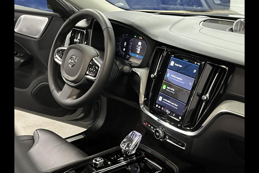 Volvo S60 2.0 Recharge T8 AWD Ultimate Dark *455 PK* | Massage | Open dak | Bowers & Wilkins | Adapt. Cruise | Stoelventilatie/Stoelverwarming | Volvo S60 2.0 Recharge T8 AWD Ultimate Dark *455 PK* | Massage | Open dak | Bowers & Wilkins | Adapt. Cruise | Stoelventilatie/Stoelverwarming |