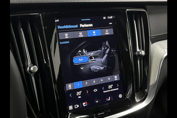 Volvo S60 2.0 Recharge T8 AWD Ultimate Dark *455 PK* | Massage | Open dak | Bowers & Wilkins | Adapt. Cruise | Stoelventilatie/Stoelverwarming | Volvo S60 2.0 Recharge T8 AWD Ultimate Dark *455 PK* | Massage | Open dak | Bowers & Wilkins | Adapt. Cruise | Stoelventilatie/Stoelverwarming |
