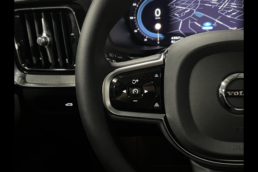 Volvo S60 2.0 Recharge T8 AWD Ultimate Dark *455 PK* | Massage | Open dak | Bowers & Wilkins | Adapt. Cruise | Stoelventilatie/Stoelverwarming | Volvo S60 2.0 Recharge T8 AWD Ultimate Dark *455 PK* | Massage | Open dak | Bowers & Wilkins | Adapt. Cruise | Stoelventilatie/Stoelverwarming |