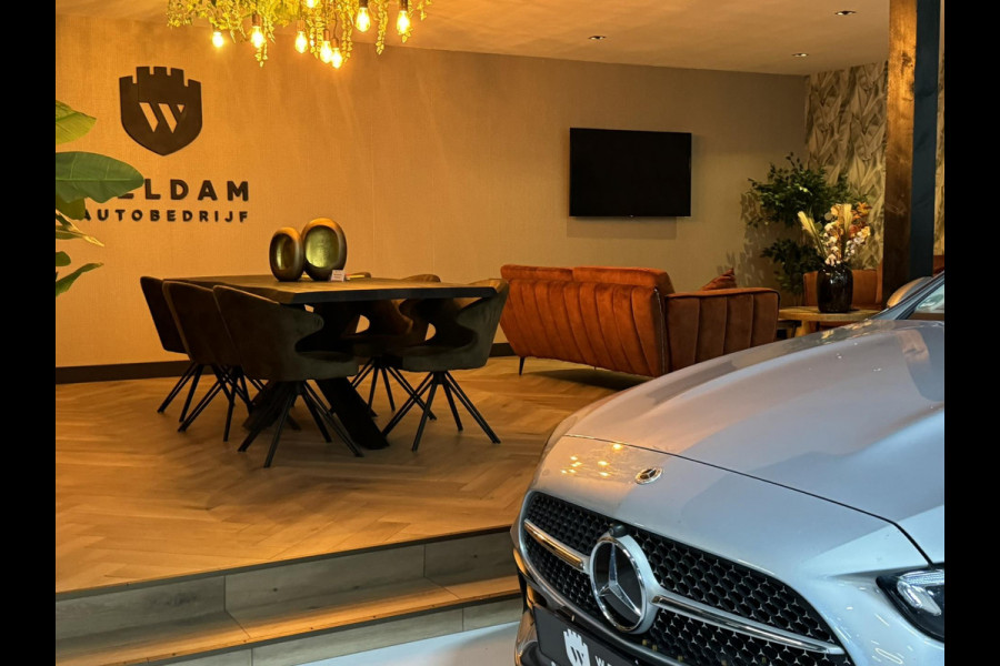 Mercedes-Benz C-Klasse Estate 300 e AMG Line Garantie Trekhaak Massage Pano Ambient 360 Blindspot Elek Achterklep StoelVW Rijklaar Mercedes-Benz C-Klasse Estate 300 e AMG Line Garantie Trekhaak Massage Pano Ambient 360 Blindspot Elek Achterklep StoelVW Rijklaar