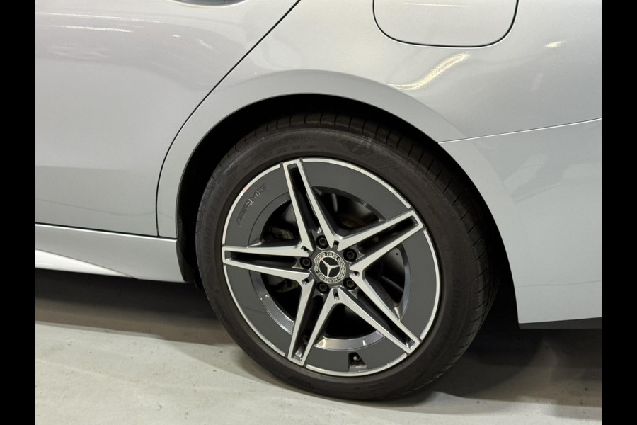 Mercedes-Benz C-Klasse Estate 300 e AMG Line Garantie Trekhaak Massage Pano Ambient 360 Blindspot Elek Achterklep StoelVW Rijklaar Mercedes-Benz C-Klasse Estate 300 e AMG Line Garantie Trekhaak Massage Pano Ambient 360 Blindspot Elek Achterklep StoelVW Rijklaar