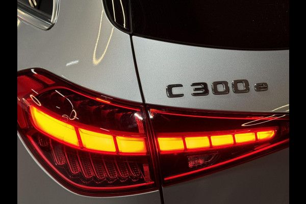 Mercedes-Benz C-Klasse Estate 300 e AMG Line Garantie Trekhaak Massage Pano Ambient 360 Blindspot Elek Achterklep StoelVW Rijklaar Mercedes-Benz C-Klasse Estate 300 e AMG Line Garantie Trekhaak Massage Pano Ambient 360 Blindspot Elek Achterklep StoelVW Rijklaar