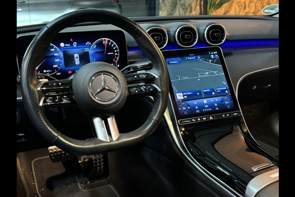 Mercedes-Benz C-Klasse Estate 300 e AMG Line Garantie Trekhaak Massage Pano Ambient 360 Blindspot Elek Achterklep StoelVW Rijklaar Mercedes-Benz C-Klasse Estate 300 e AMG Line Garantie Trekhaak Massage Pano Ambient 360 Blindspot Elek Achterklep StoelVW Rijklaar
