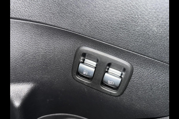 Mercedes-Benz C-Klasse Estate 300 e AMG Line Garantie Trekhaak Massage Pano Ambient 360 Blindspot Elek Achterklep StoelVW Rijklaar Mercedes-Benz C-Klasse Estate 300 e AMG Line Garantie Trekhaak Massage Pano Ambient 360 Blindspot Elek Achterklep StoelVW Rijklaar