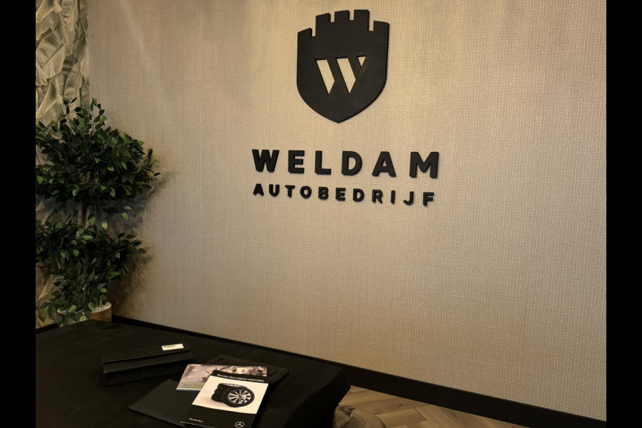 Mercedes-Benz C-Klasse Estate 300 e AMG Line Garantie Trekhaak Massage Pano Ambient 360 Blindspot Elek Achterklep StoelVW Rijklaar Mercedes-Benz C-Klasse Estate 300 e AMG Line Garantie Trekhaak Massage Pano Ambient 360 Blindspot Elek Achterklep StoelVW Rijklaar