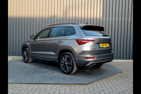 Škoda Karoq 1.5 TSI 150Pk ACT Sportline Business | Trekhaak wegkl. | Elk. A-klep | Camera | Keyless | Adapt. Cr. | Prijs Rijklaar!! Škoda Karoq 1.5 TSI 150Pk ACT Sportline Business | Trekhaak wegkl. | Elk. A-klep | Camera | Keyless | Adapt. Cr. | Prijs Rijklaar!!