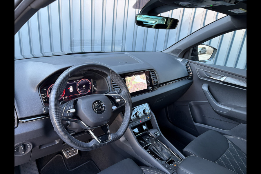 Škoda Karoq 1.5 TSI 150Pk ACT Sportline Business | Trekhaak wegkl. | Elk. A-klep | Camera | Keyless | Adapt. Cr. | Prijs Rijklaar!! Škoda Karoq 1.5 TSI 150Pk ACT Sportline Business | Trekhaak wegkl. | Elk. A-klep | Camera | Keyless | Adapt. Cr. | Prijs Rijklaar!!