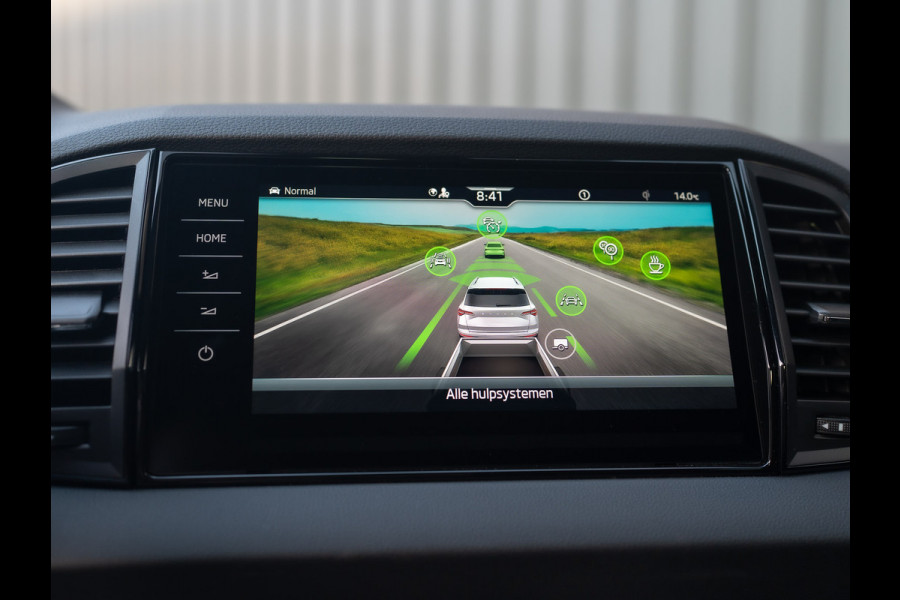 Škoda Karoq 1.5 TSI 150Pk ACT Sportline Business | Trekhaak wegkl. | Elk. A-klep | Camera | Keyless | Adapt. Cr. | Prijs Rijklaar!! Škoda Karoq 1.5 TSI 150Pk ACT Sportline Business | Trekhaak wegkl. | Elk. A-klep | Camera | Keyless | Adapt. Cr. | Prijs Rijklaar!!