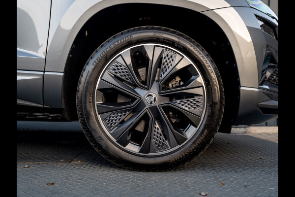 Škoda Karoq 1.5 TSI 150Pk ACT Sportline Business | Trekhaak wegkl. | Elk. A-klep | Camera | Keyless | Adapt. Cr. | Prijs Rijklaar!! Škoda Karoq 1.5 TSI 150Pk ACT Sportline Business | Trekhaak wegkl. | Elk. A-klep | Camera | Keyless | Adapt. Cr. | Prijs Rijklaar!!