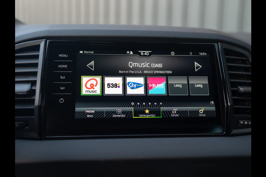 Škoda Karoq 1.5 TSI 150Pk ACT Sportline Business | Trekhaak wegkl. | Elk. A-klep | Camera | Keyless | Adapt. Cr. | Prijs Rijklaar!! Škoda Karoq 1.5 TSI 150Pk ACT Sportline Business | Trekhaak wegkl. | Elk. A-klep | Camera | Keyless | Adapt. Cr. | Prijs Rijklaar!!