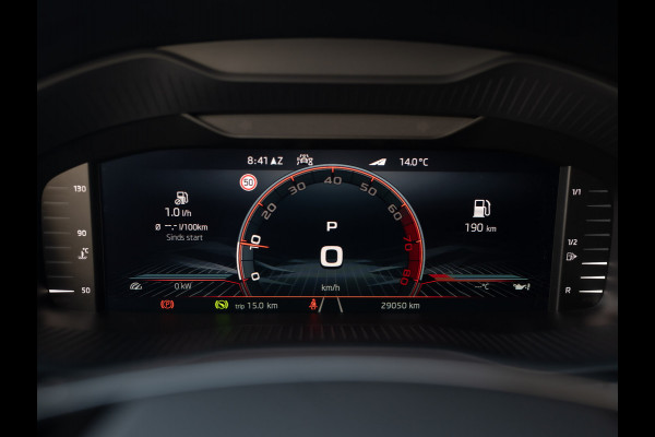 Škoda Karoq 1.5 TSI 150Pk ACT Sportline Business | Trekhaak wegkl. | Elk. A-klep | Camera | Keyless | Adapt. Cr. | Prijs Rijklaar!! Škoda Karoq 1.5 TSI 150Pk ACT Sportline Business | Trekhaak wegkl. | Elk. A-klep | Camera | Keyless | Adapt. Cr. | Prijs Rijklaar!!