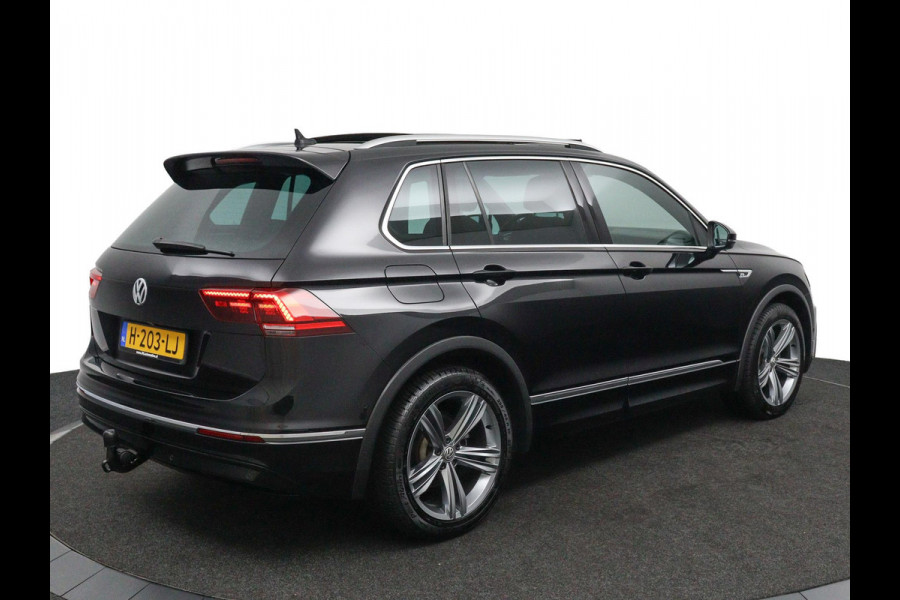 Volkswagen Tiguan 1.5 TSI Business R-LINE*CAM*ACC*HAAK*CARPLAY*NAVI*