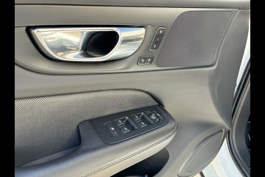 Volvo V60 2.0 T6 Recharge AWD R-Design 341PK! | Stoel- stuurverwarming | Lederen Sportstoelen | Park Assist | Adapt Cruise Control