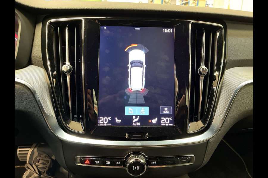 Volvo V60 2.0 T6 Recharge AWD R-Design 341PK! | Stoel- stuurverwarming | Lederen Sportstoelen | Park Assist | Adapt Cruise Control