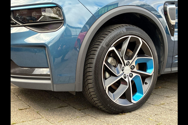 Lynk & Co 01 1.5 Plug in Hybrid 261pk | SkyRoof | 360° Camera | Climate Pack | Pilot Assist | Park Assist | Carplay Android auto Lynk & Co 01 1.5 Plug in Hybrid 261pk | SkyRoof | 360° Camera | Climate Pack | Pilot Assist | Park Assist | Carplay Android auto